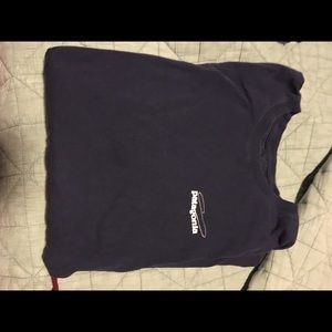Patagonia tshirt.